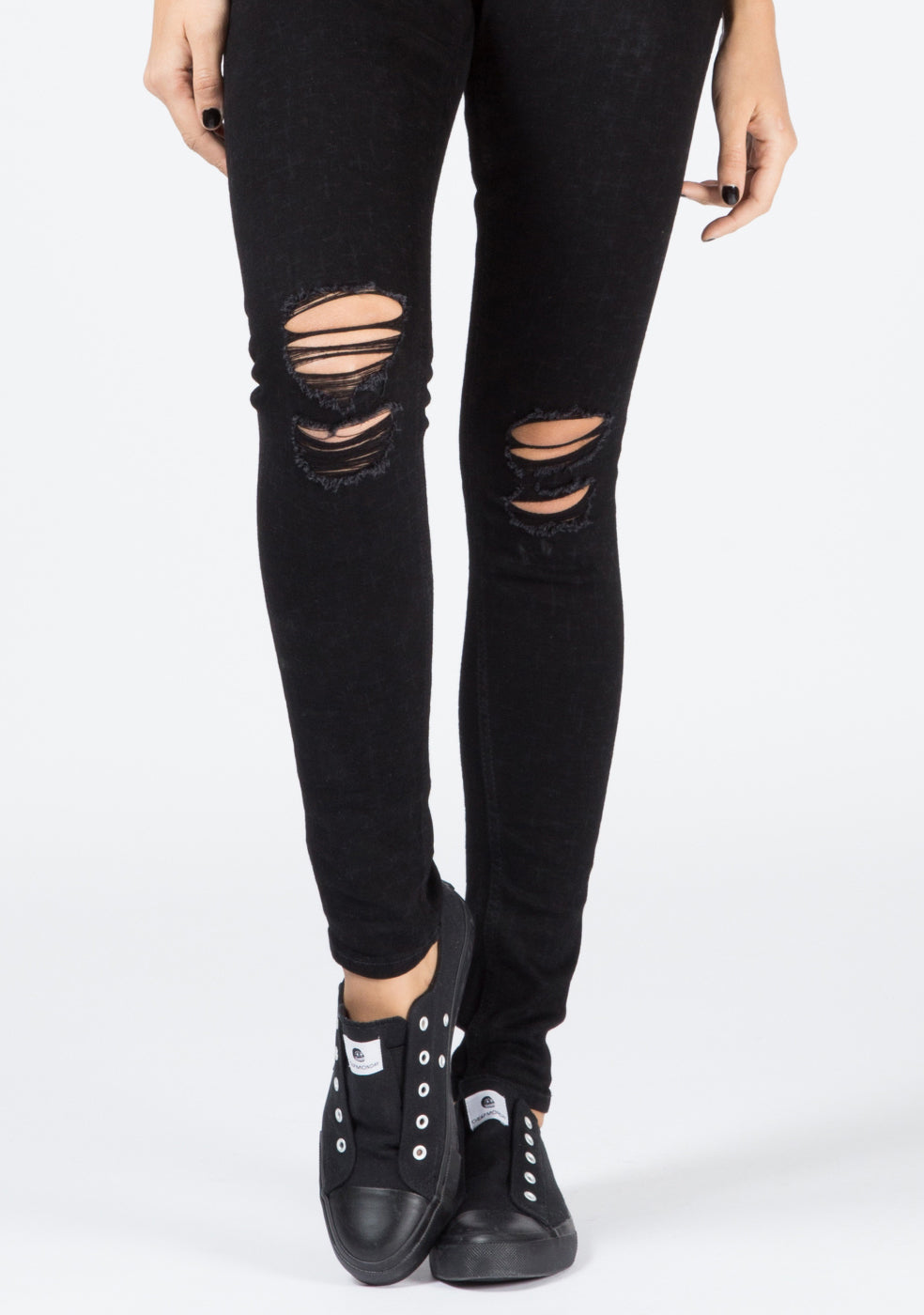(Product 35) Sample - Clothing And Accessory Boutiques For Sale Secondary image